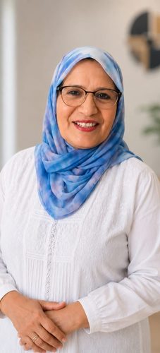Dr. Maryam Navsa